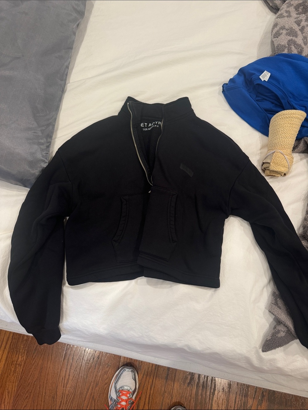 SET Active Black Cropped quarter zip sweater